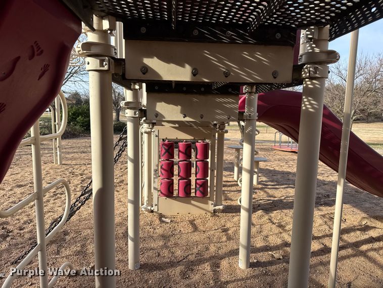 image for item ET4020 Playground equipment