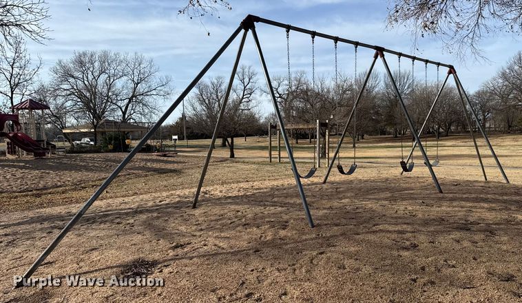 image for item ET4020 Playground equipment