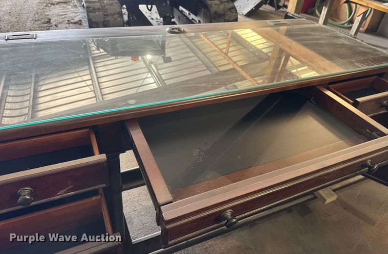 image for item ET4022 (2) desks