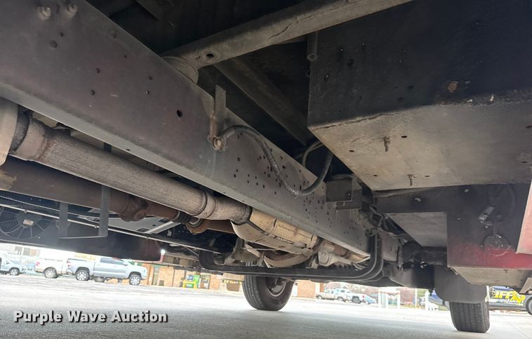 image for item ET4045 2016 Ford E450 shuttle bus