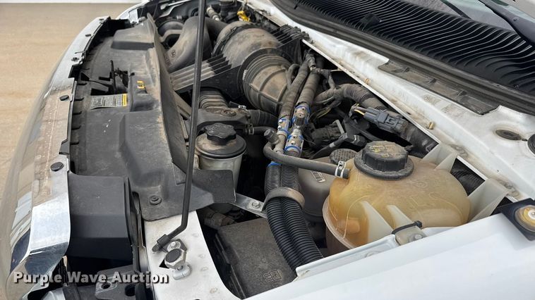 image for item ET4045 2016 Ford E450 shuttle bus