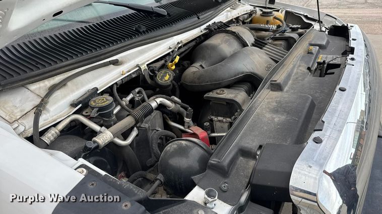 image for item ET4045 2016 Ford E450 shuttle bus