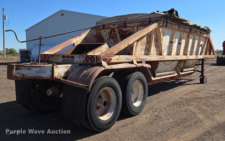 image for item EU3768 1981 Timpte-Beall bottom dump trailer