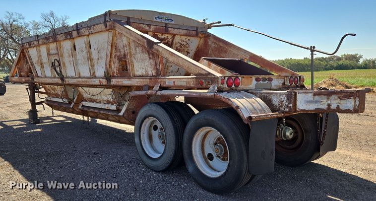 image for item EU3768 1981 Timpte-Beall bottom dump trailer