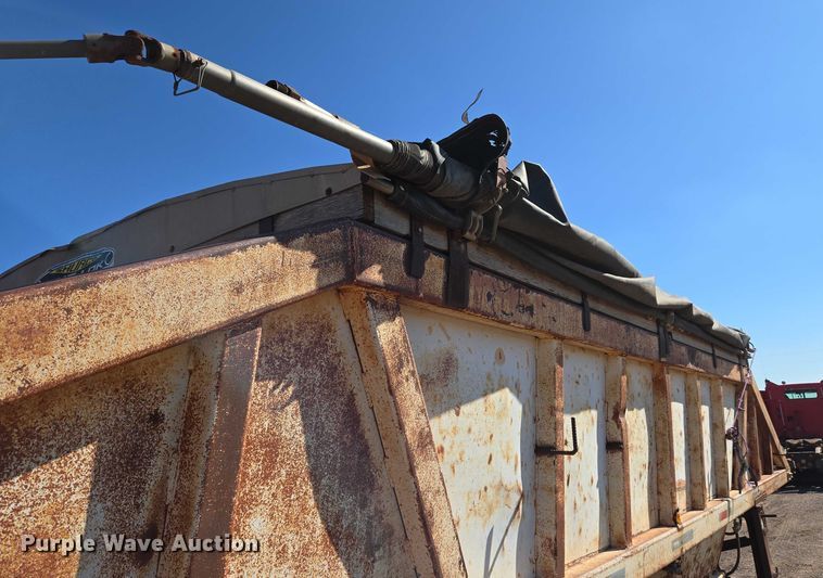 image for item EU3768 1981 Timpte-Beall bottom dump trailer