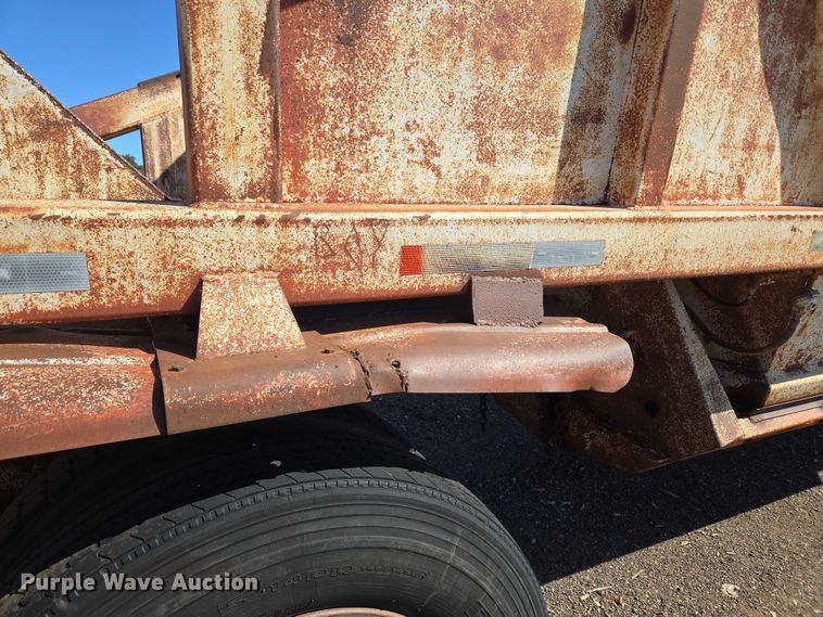 image for item EU3768 1981 Timpte-Beall bottom dump trailer