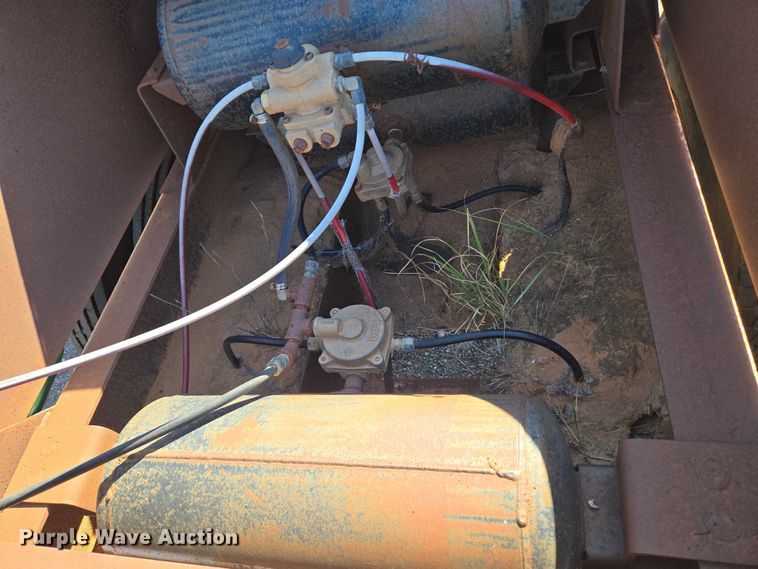 image for item EU3768 1981 Timpte-Beall bottom dump trailer