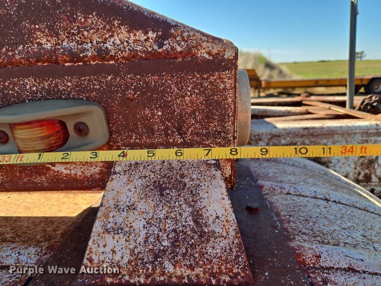 image for item EU3768 1981 Timpte-Beall bottom dump trailer