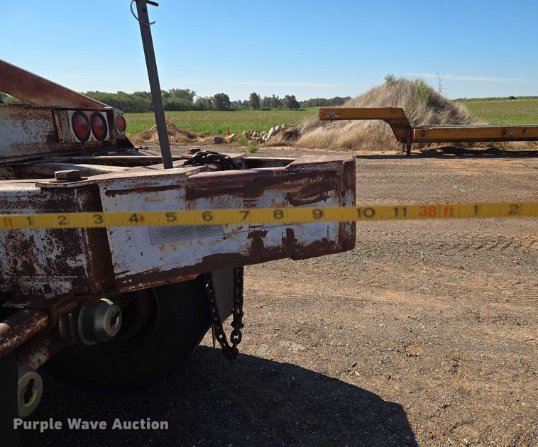 image for item EU3768 1981 Timpte-Beall bottom dump trailer