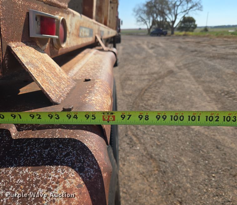 image for item EU3768 1981 Timpte-Beall bottom dump trailer