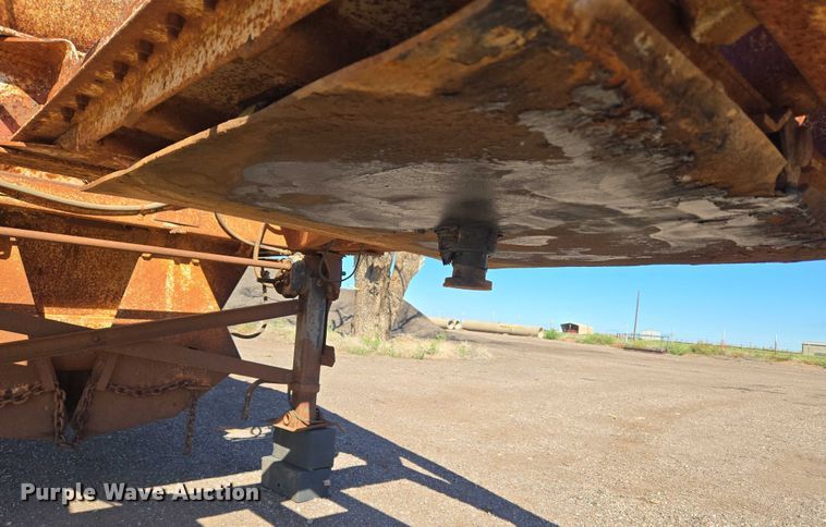 image for item EU3768 1981 Timpte-Beall bottom dump trailer