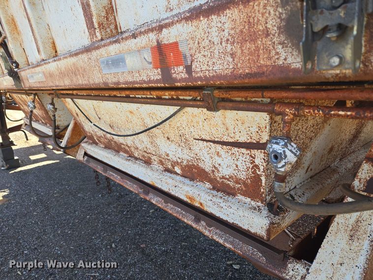 image for item EU3768 1981 Timpte-Beall bottom dump trailer