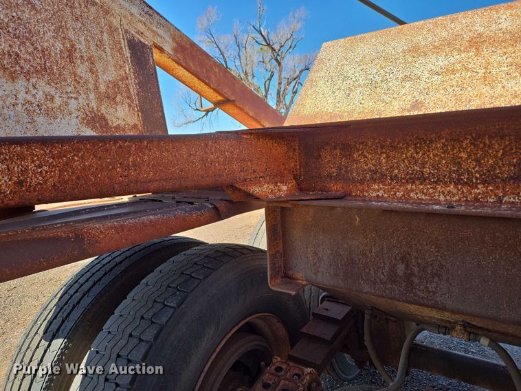 image for item EU3768 1981 Timpte-Beall bottom dump trailer