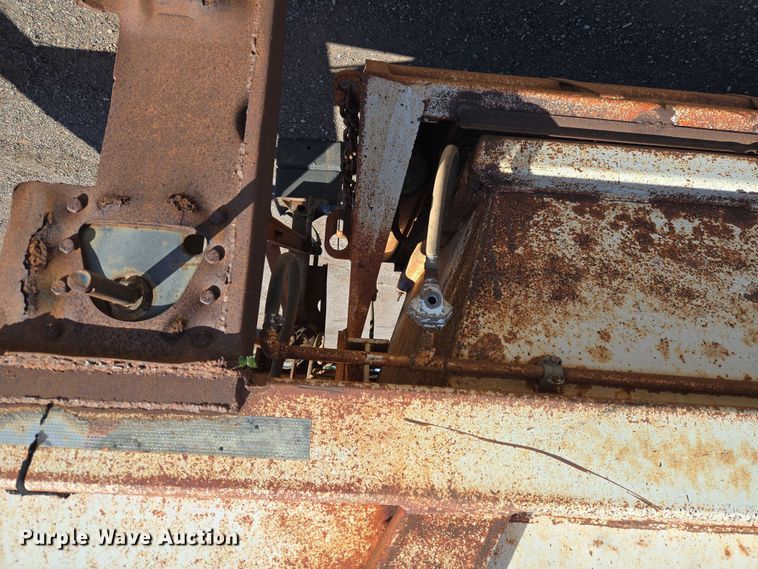 image for item EU3768 1981 Timpte-Beall bottom dump trailer