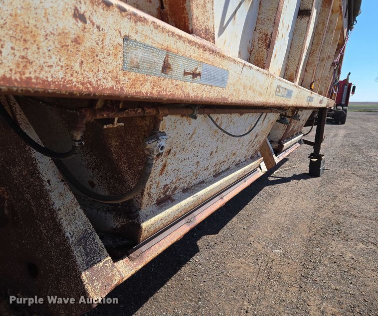 image for item EU3768 1981 Timpte-Beall bottom dump trailer