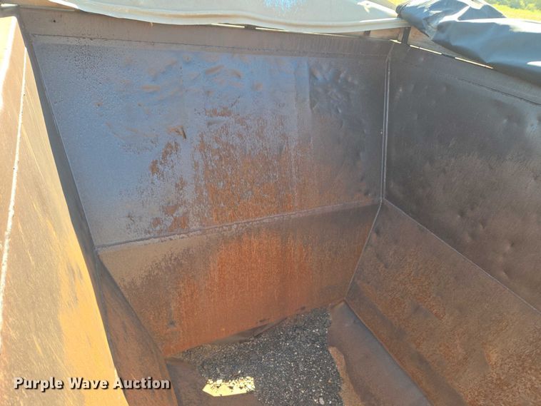 image for item EU3768 1981 Timpte-Beall bottom dump trailer