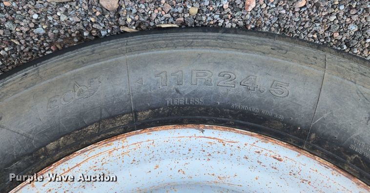 image for item EU3768 1981 Timpte-Beall bottom dump trailer