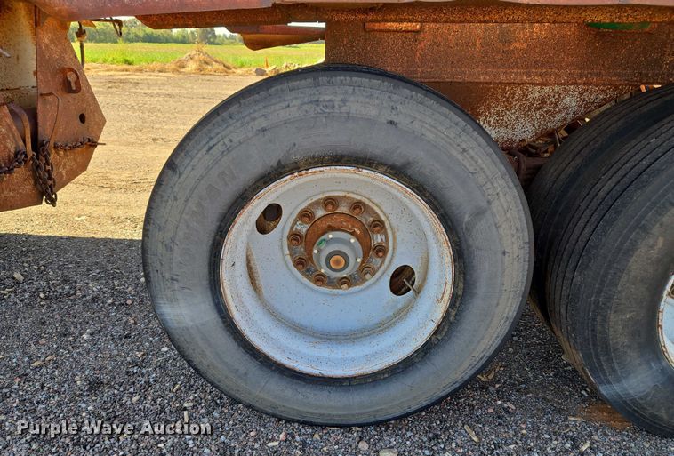 image for item EU3768 1981 Timpte-Beall bottom dump trailer