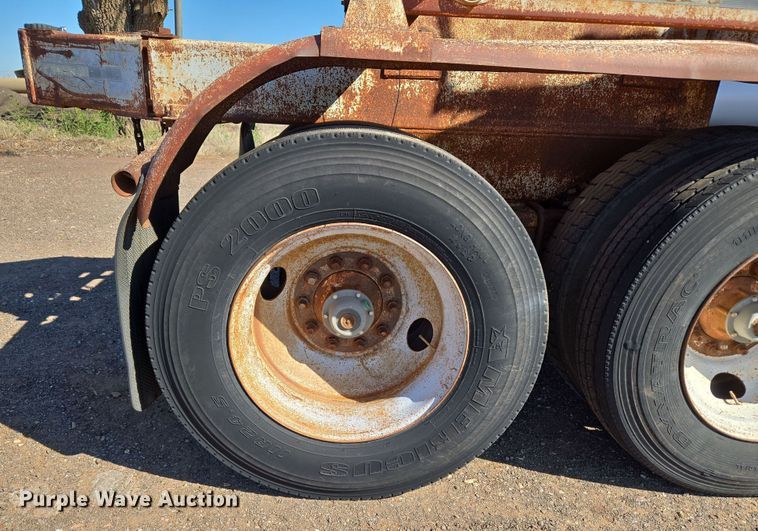 image for item EU3768 1981 Timpte-Beall bottom dump trailer