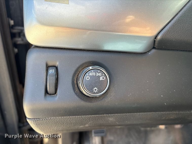 image for item EU4690 2019 Chevrolet Tahoe Police SUV