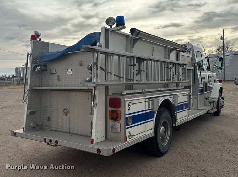 image for item EU6453 1995 Ford LN8000 fire truck