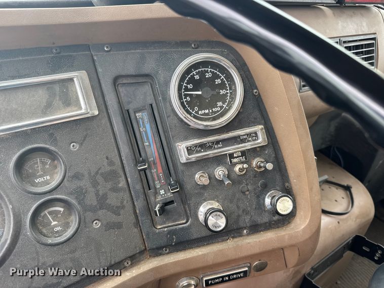 image for item EU6453 1995 Ford LN8000 fire truck