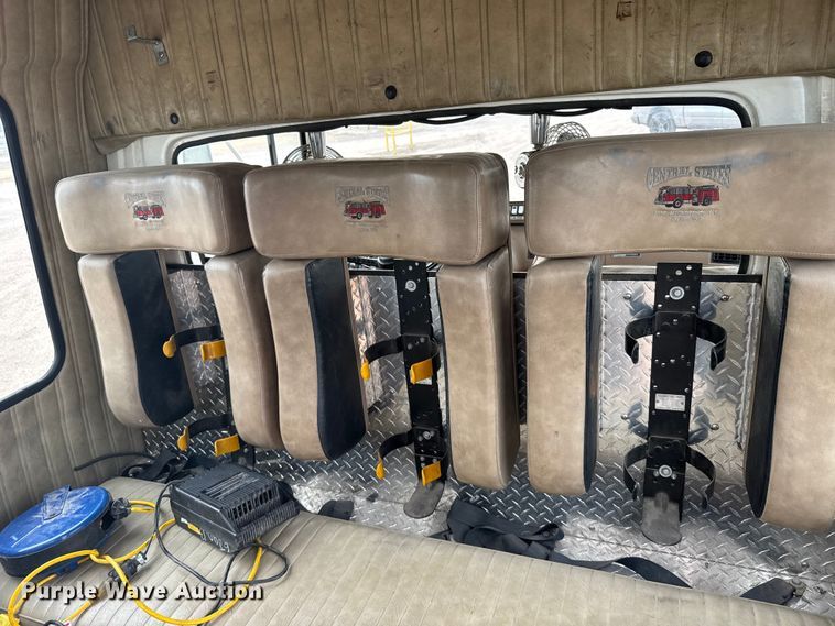 image for item EU6453 1995 Ford LN8000 fire truck