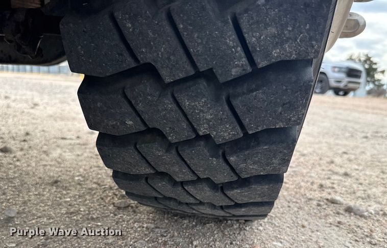 image for item EU6453 1995 Ford LN8000 fire truck