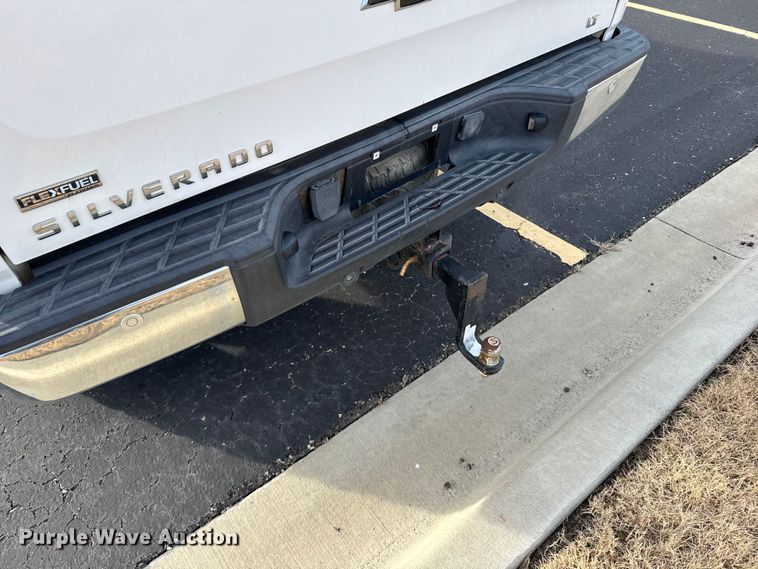 image for item EU6471 2009 Chevrolet Silverado 1500 Crew Cab pickup truck