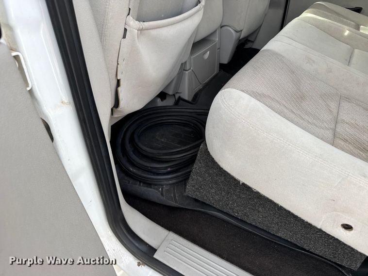 image for item EU6471 2009 Chevrolet Silverado 1500 Crew Cab pickup truck