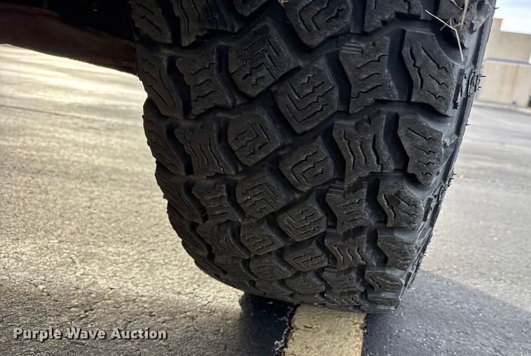 image for item EU6471 2009 Chevrolet Silverado 1500 Crew Cab pickup truck