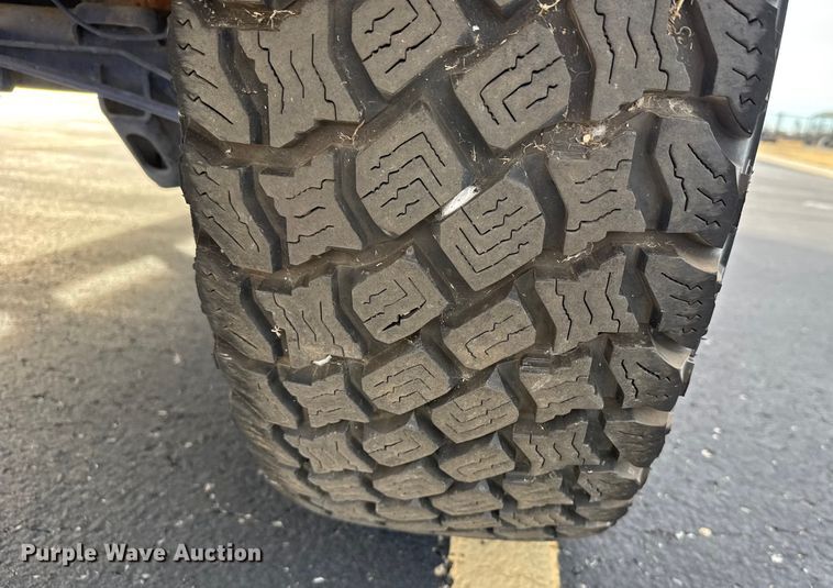 image for item EU6471 2009 Chevrolet Silverado 1500 Crew Cab pickup truck