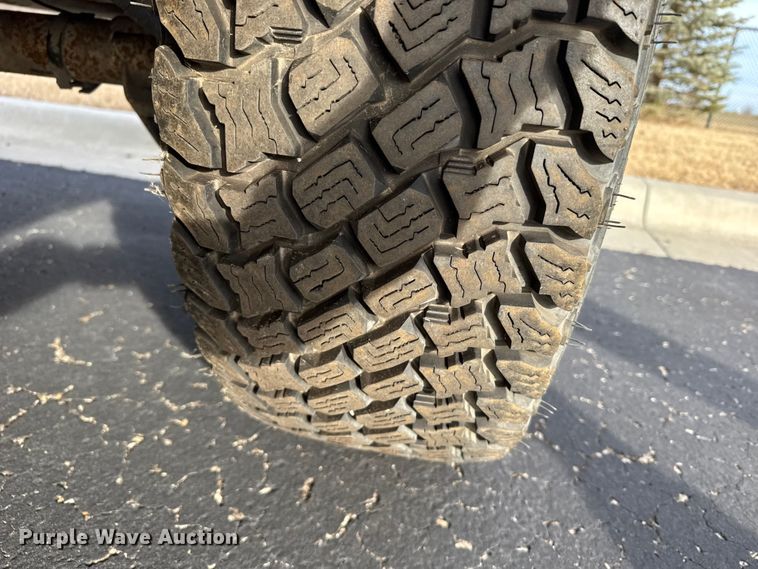 image for item EU6471 2009 Chevrolet Silverado 1500 Crew Cab pickup truck