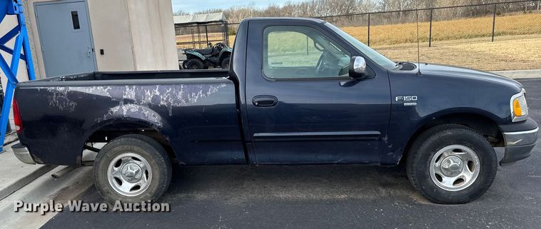 image for item EU6473 2000 Ford F150 pickup truck