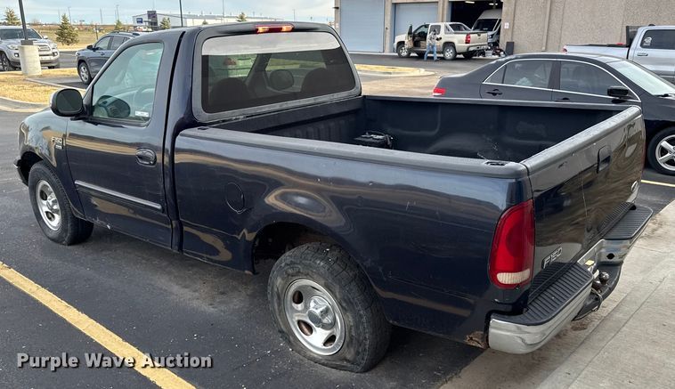 image for item EU6473 2000 Ford F150 pickup truck