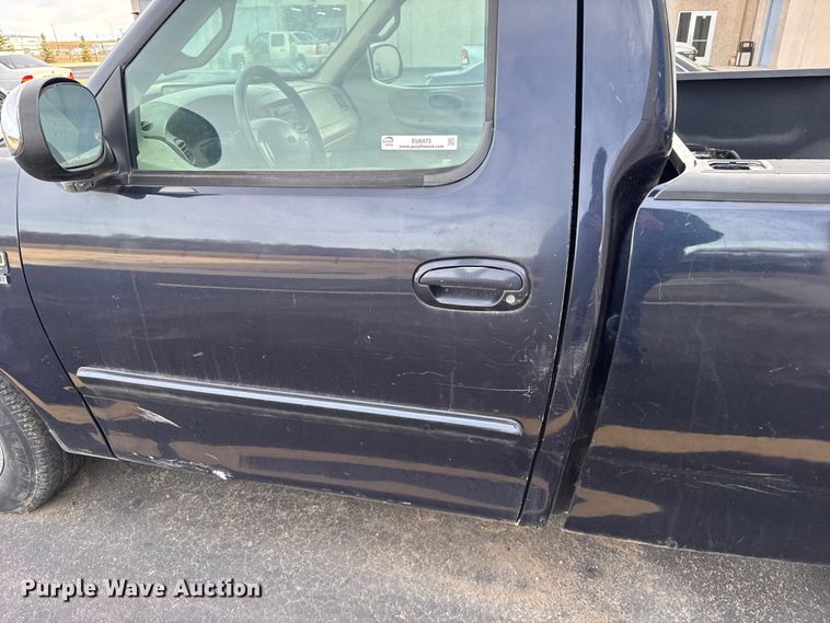 image for item EU6473 2000 Ford F150 pickup truck