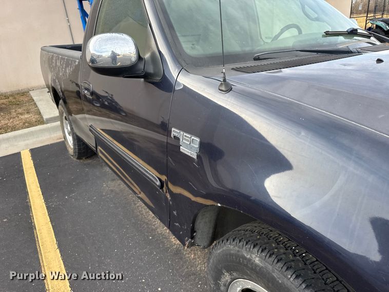 image for item EU6473 2000 Ford F150 pickup truck