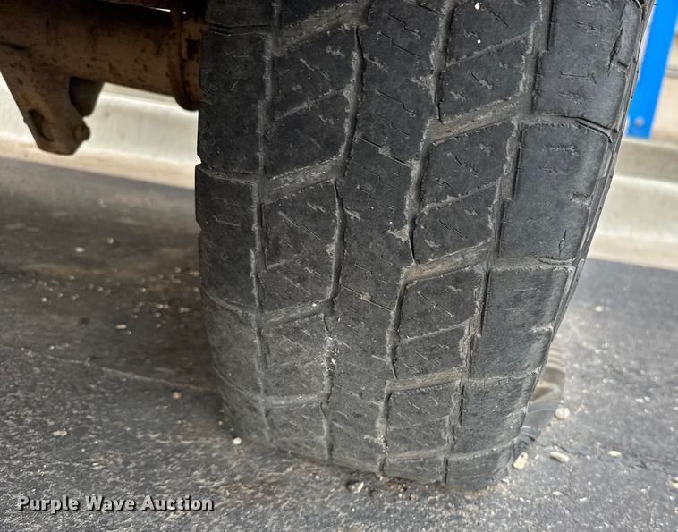 image for item EU6473 2000 Ford F150 pickup truck