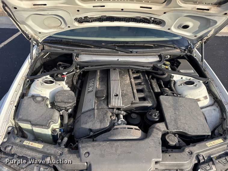 image for item EU6474 2005 BMW 325xi 