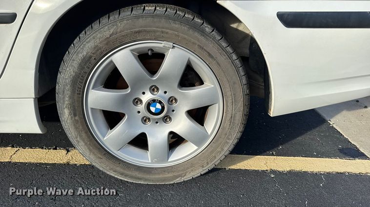 image for item EU6474 2005 BMW 325xi 