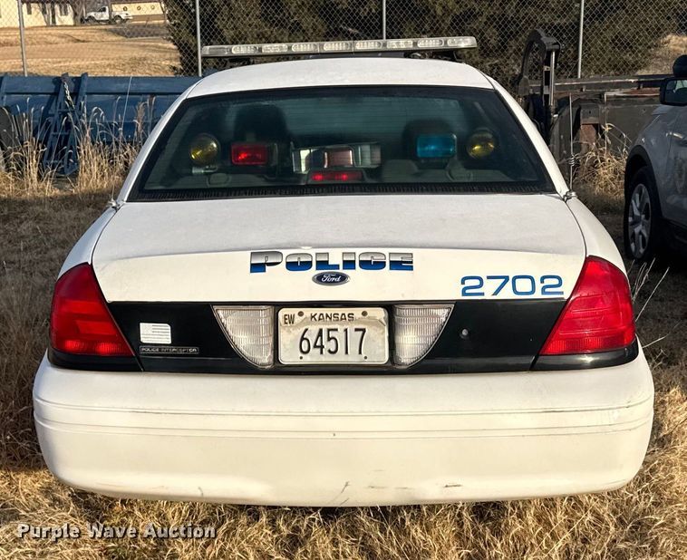 image for item EU6485 2004 Ford Crown Victoria Police Interceptor 