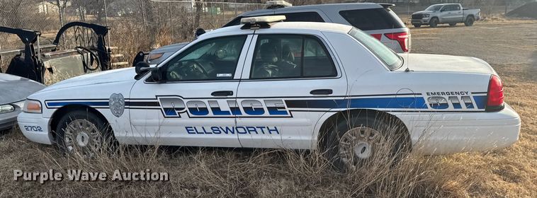 image for item EU6485 2004 Ford Crown Victoria Police Interceptor 