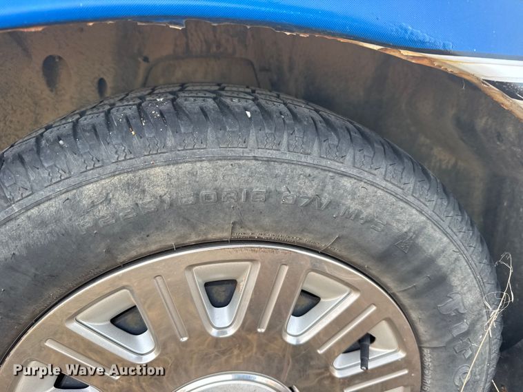 image for item EU6485 2004 Ford Crown Victoria Police Interceptor 