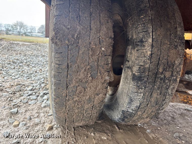 image for item EV2581 1996 Interstate equipment trailer