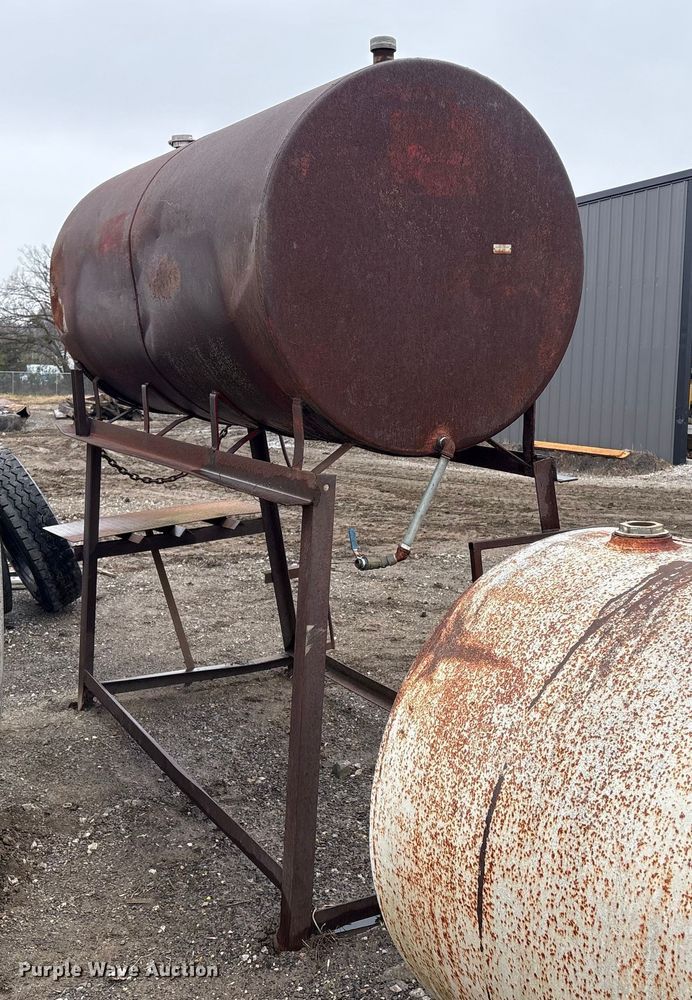 image for item EV2583 500 gallon tank