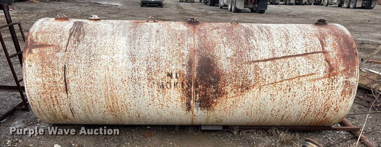 image for item EV2586 1000 gallon Tank