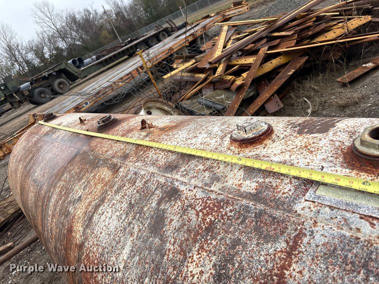 image for item EV2586 1000 gallon Tank