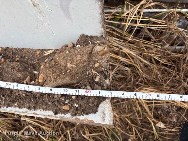 image for item EV2587 (2) I-beams