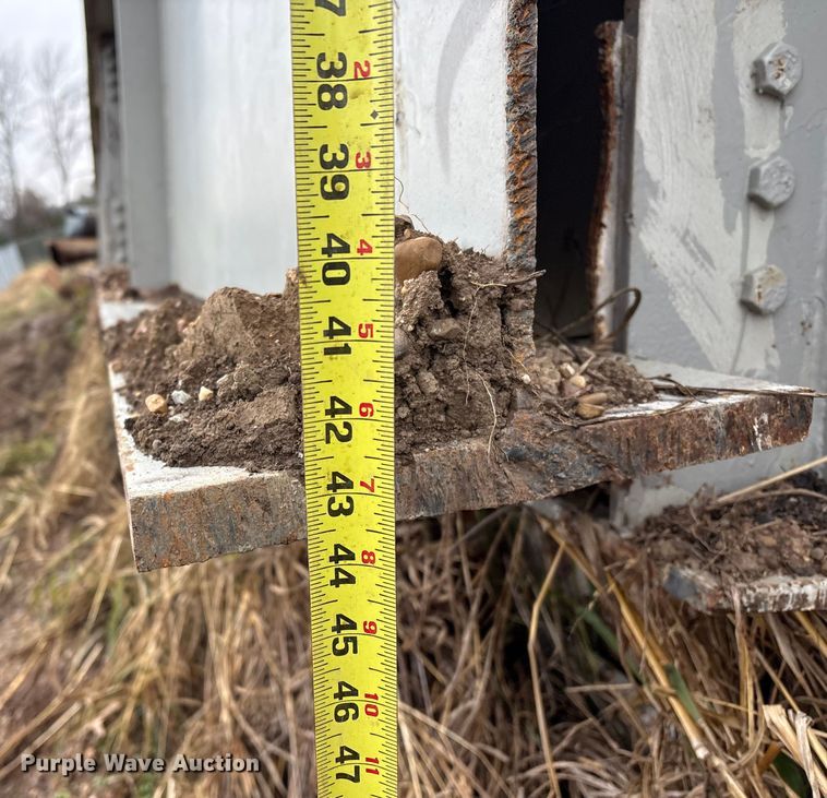 image for item EV2587 (2) I-beams