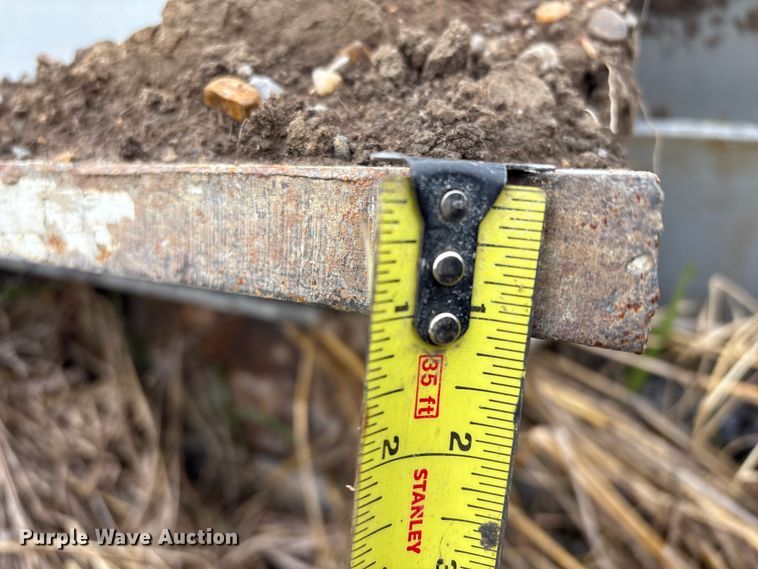 image for item EV2587 (2) I-beams